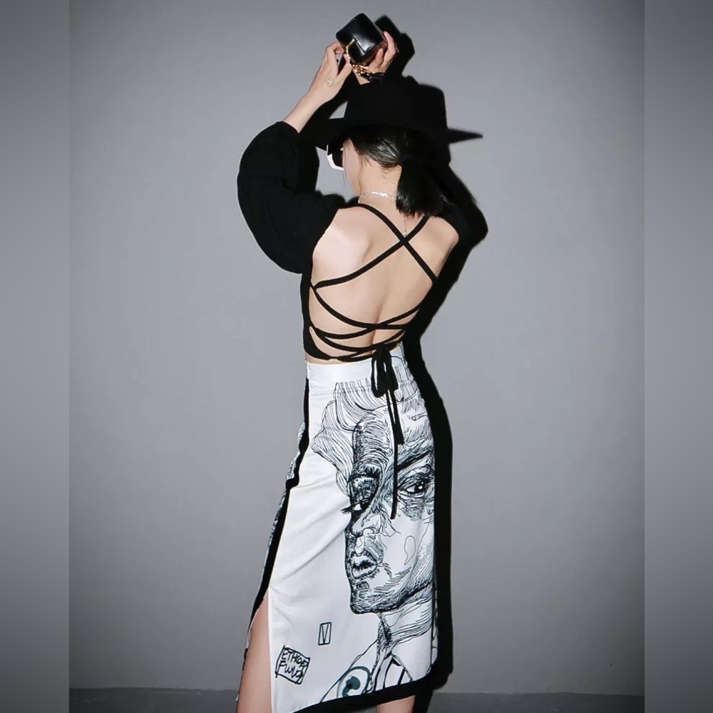 Midi Skirt Split Print Character High Waist Skirt in Medium